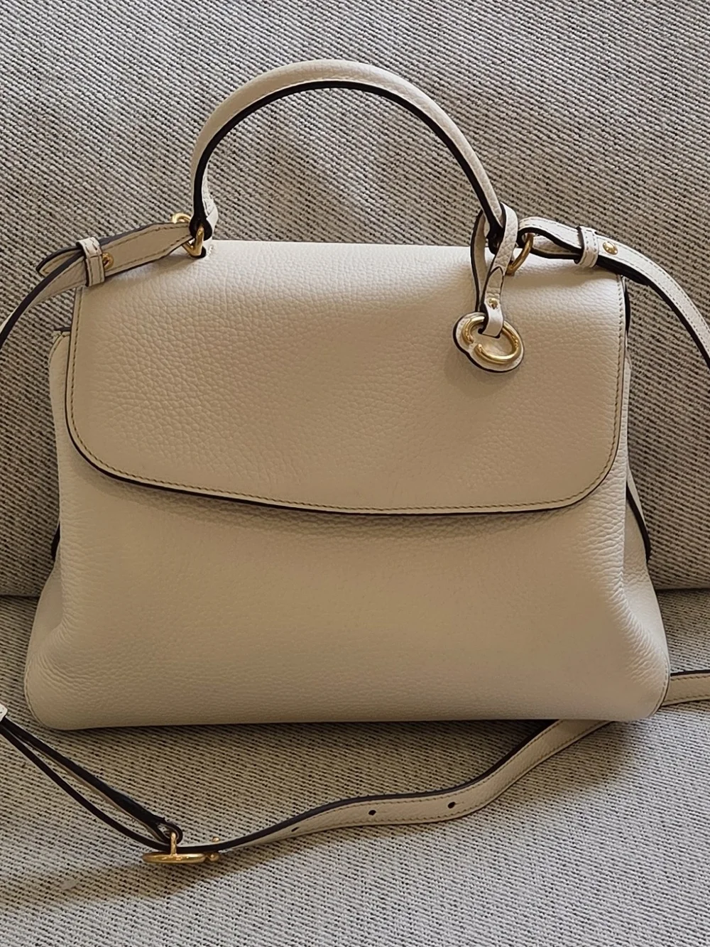 Oscar De La Renta Poppy Handbag